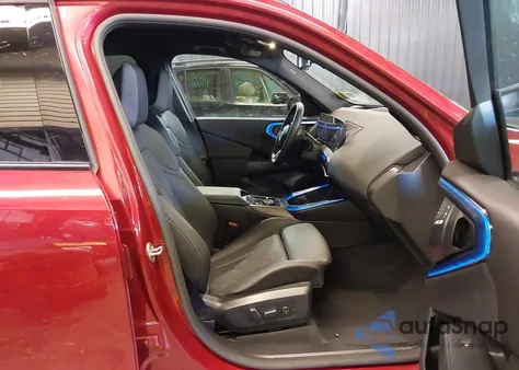 2025 BMW X3 30 xDrive из США, поврежденный, VIN 5UX53GP03S9Y61200